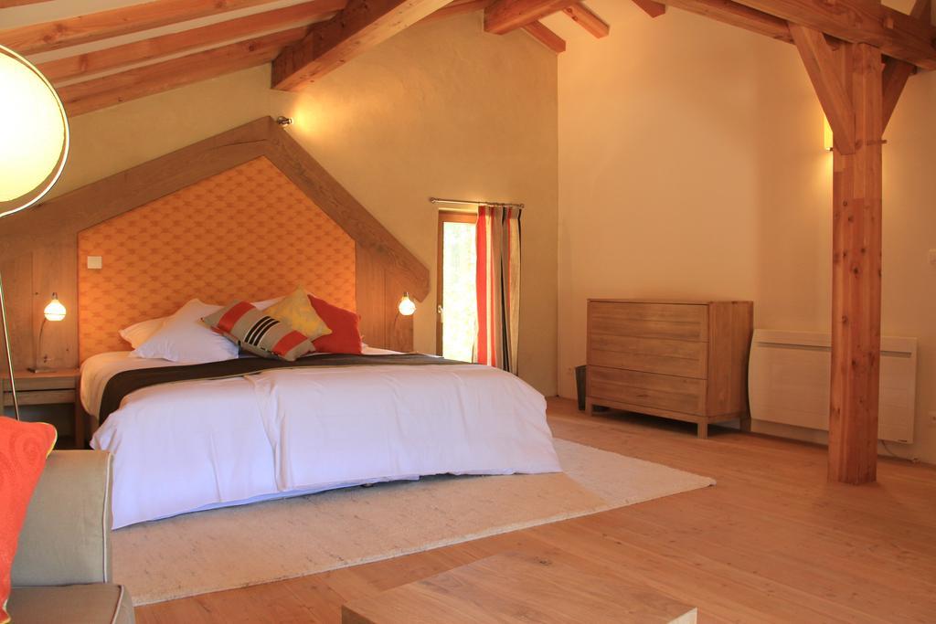 מלון Saint-Pons-la-Calm Hollyoaks Estate חדר תמונה