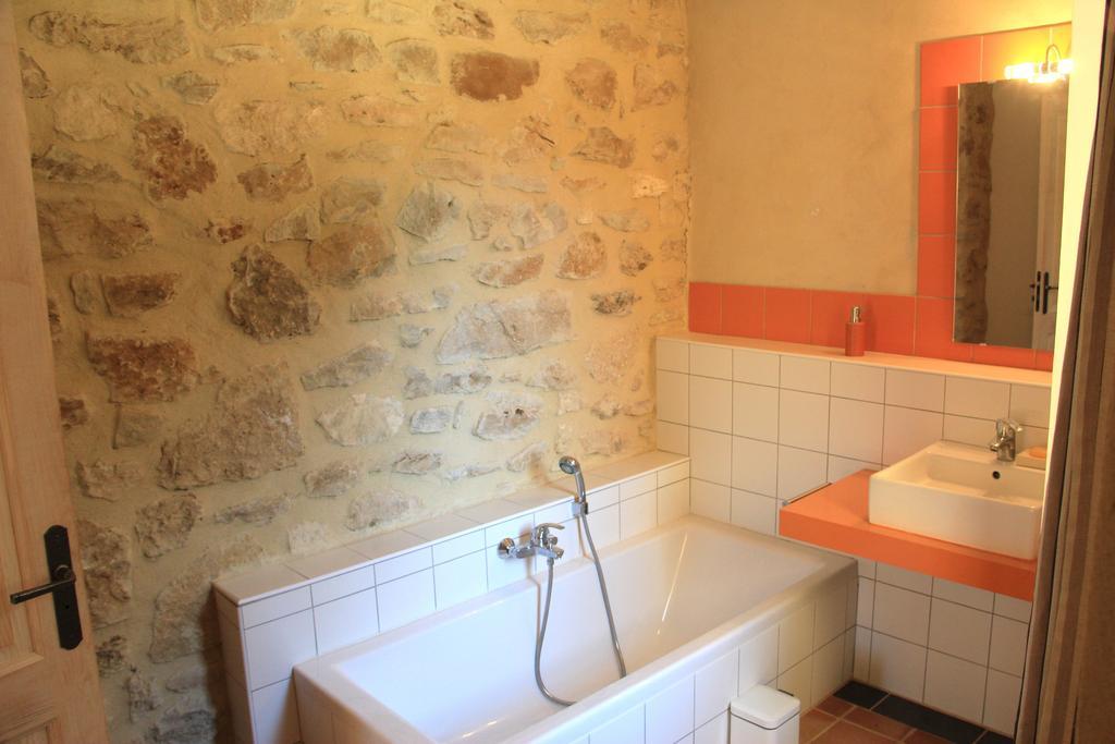 מלון Saint-Pons-la-Calm Hollyoaks Estate חדר תמונה