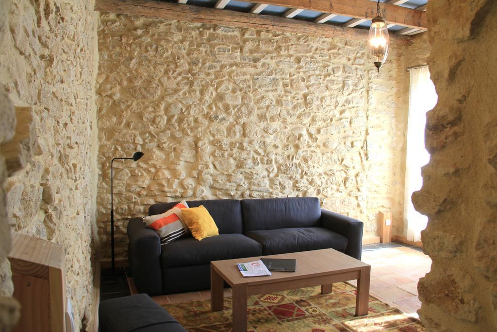 מלון Saint-Pons-la-Calm Hollyoaks Estate חדר תמונה